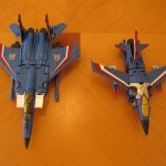 Classics Thundercracker and Transformers Prime Thundercracker - Jet Modes